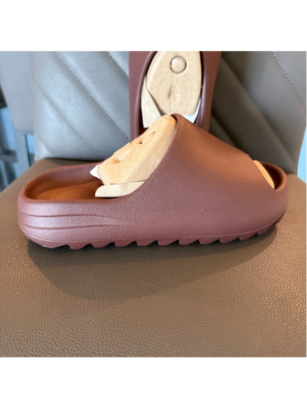 Men’s YS-01 brown slides